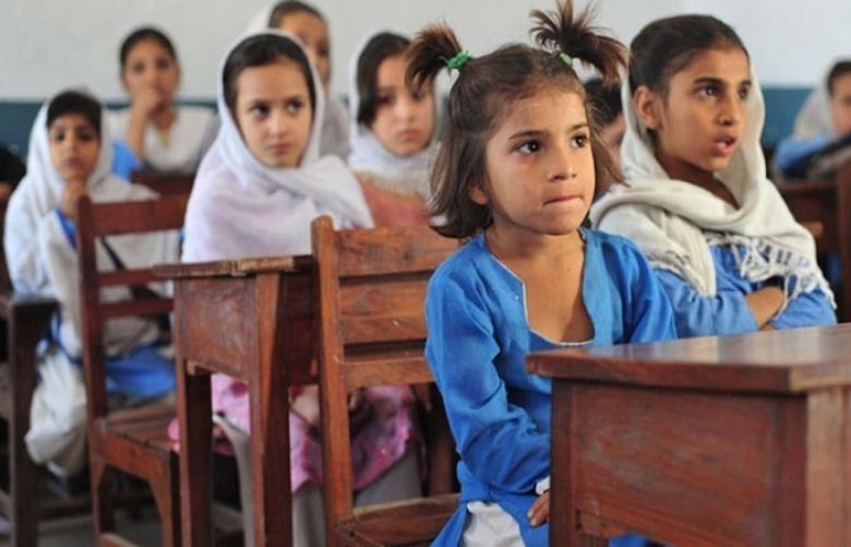 Sindh govt launces scheme for milk and breakfast in school