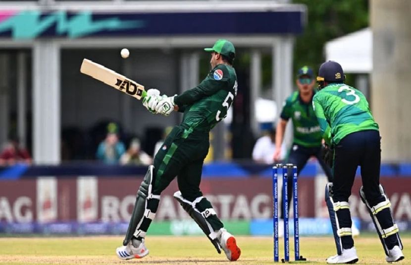 ٹی 20 ورلڈکپ: پاکستان نے آئرلینڈ کو 3 وکٹوں سے شکست دے دی